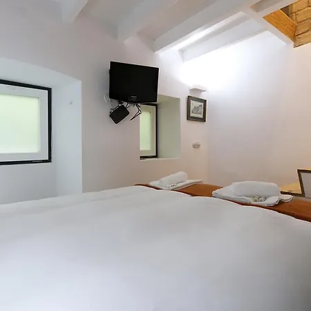 Apartment Bairro Alto Duplex By Homing