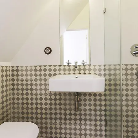 Bairro Alto Duplex By Homing * Lisbon